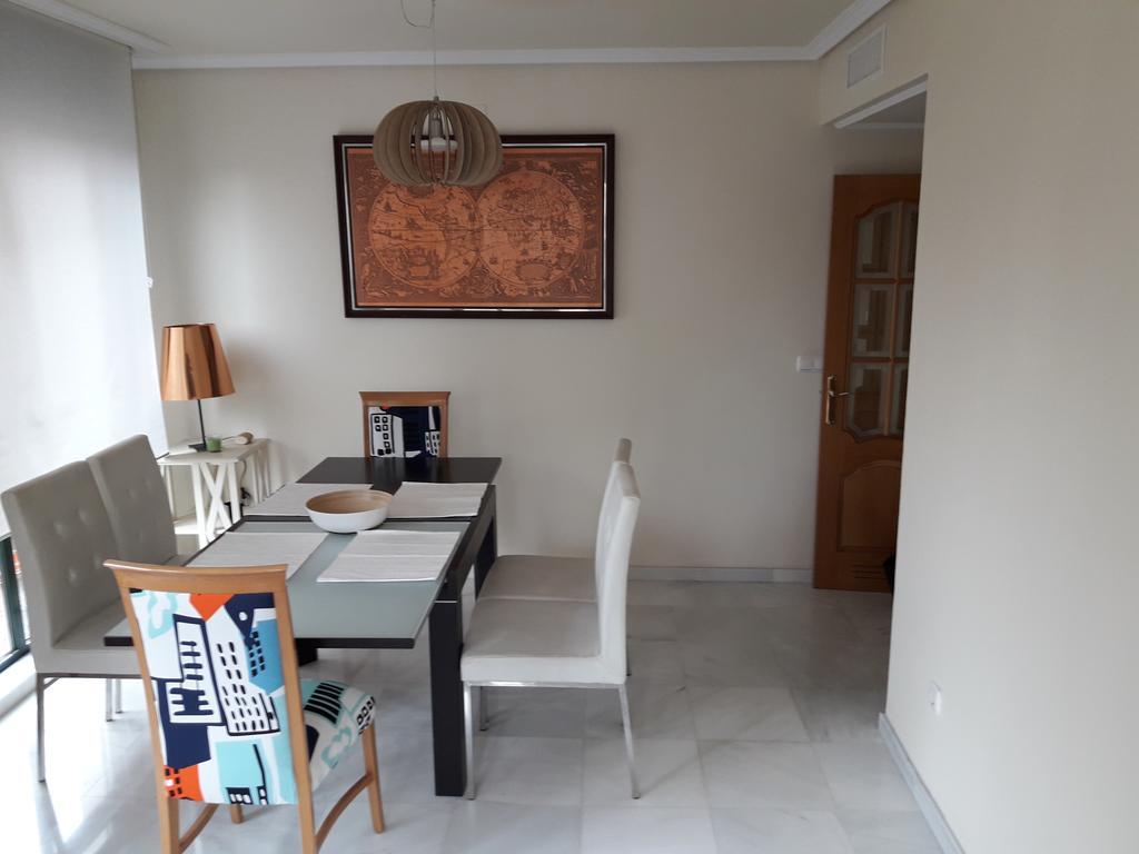 Apartamento Las 4 Palmeras กอร์โดบา ภายนอก รูปภาพ